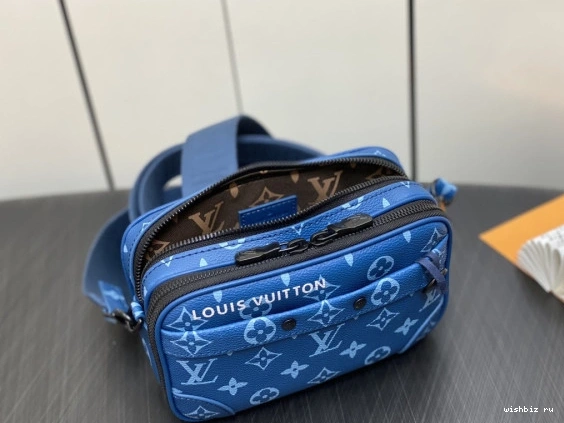 WIS LOUIS VUITTON Nano Alpha 1203